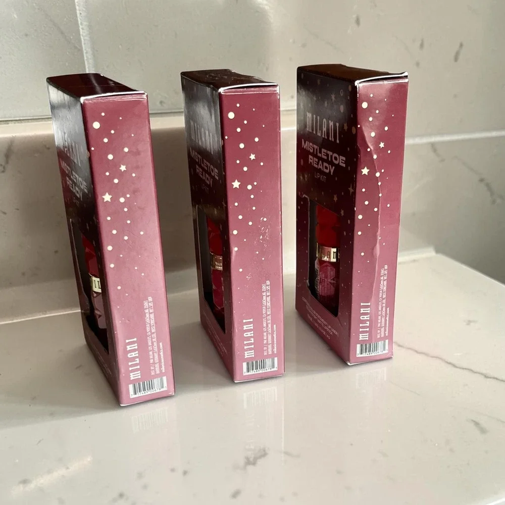 Milani pack mistletoe